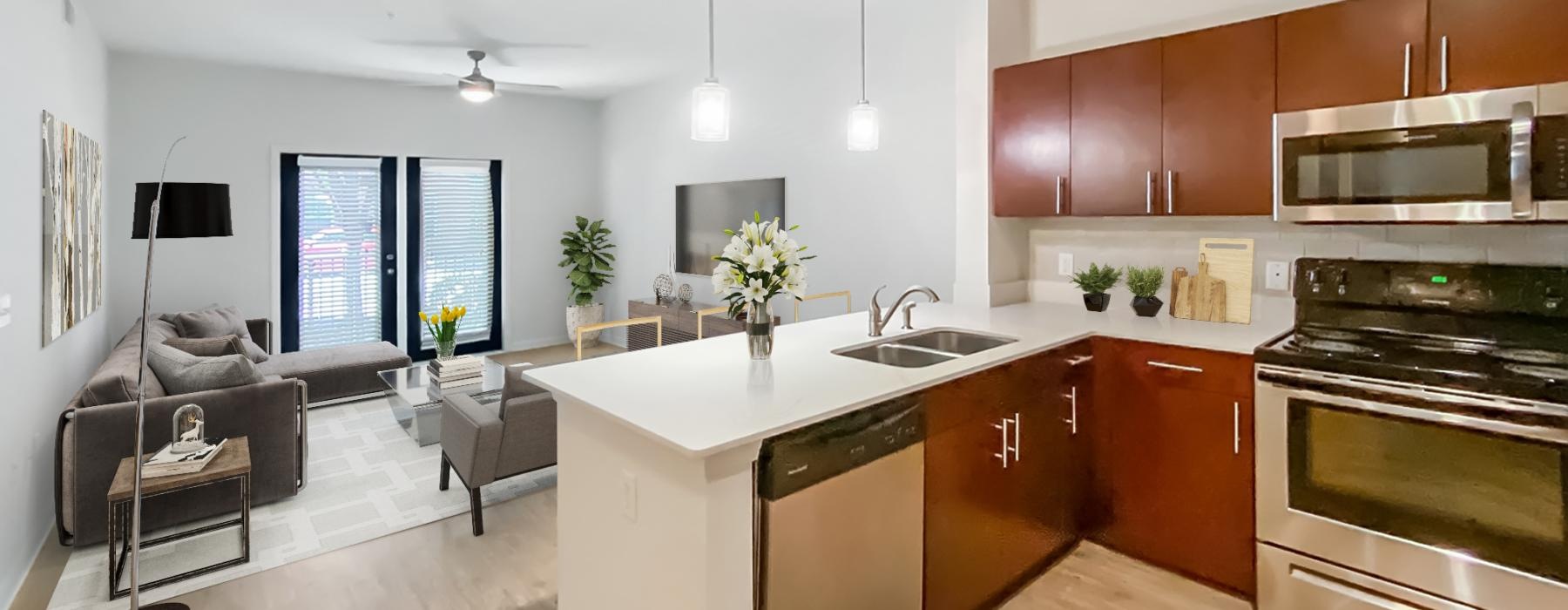 wide, c-shaped kitchen with open countertop